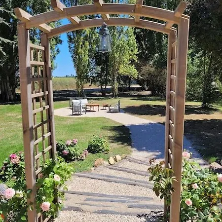 De Charme, Bord De Loire Ma Maison Angevine Сasa de vacaciones Le Thoureil
