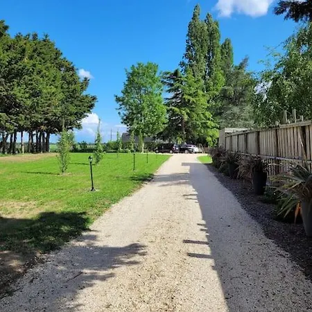 De Charme, Bord De Loire Ma Maison Angevine בית נופש *