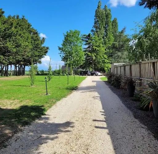 De Charme, Bord De Loire Ma Maison Angevine Nyaraló *